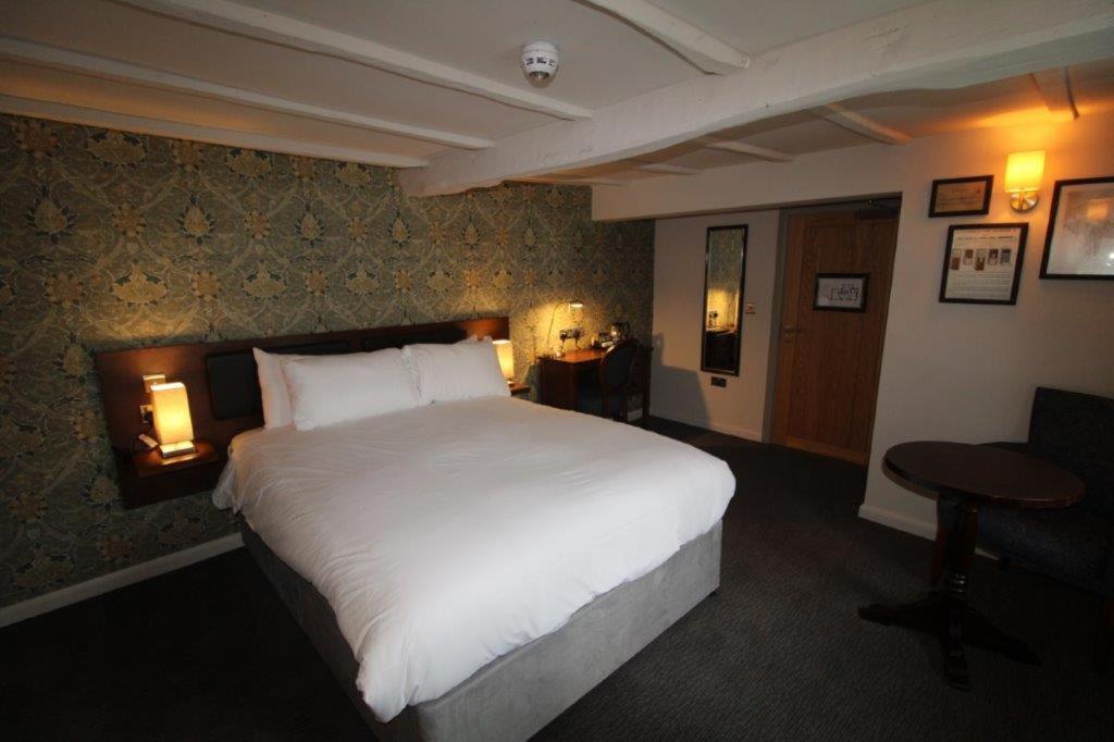 Rooms @ The Dolau Inn نيو كي المظهر الخارجي الصورة