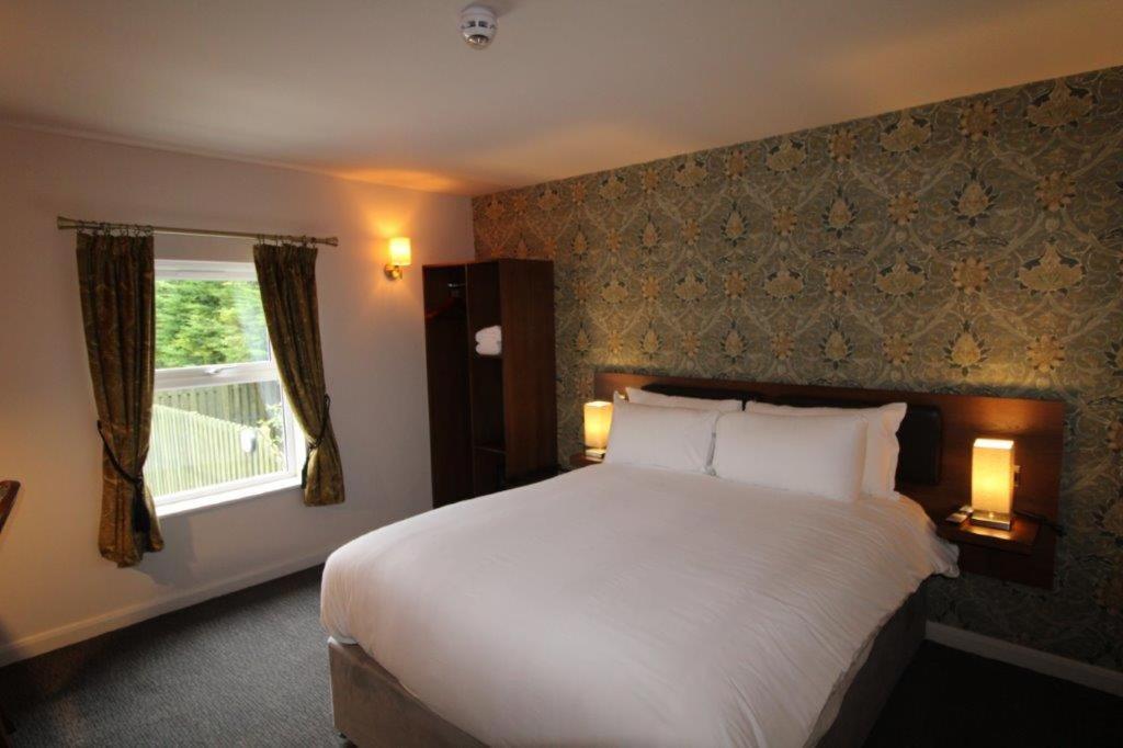 Rooms @ The Dolau Inn نيو كي المظهر الخارجي الصورة