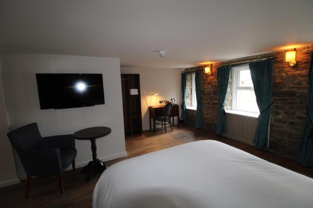 Rooms @ The Dolau Inn نيو كي المظهر الخارجي الصورة