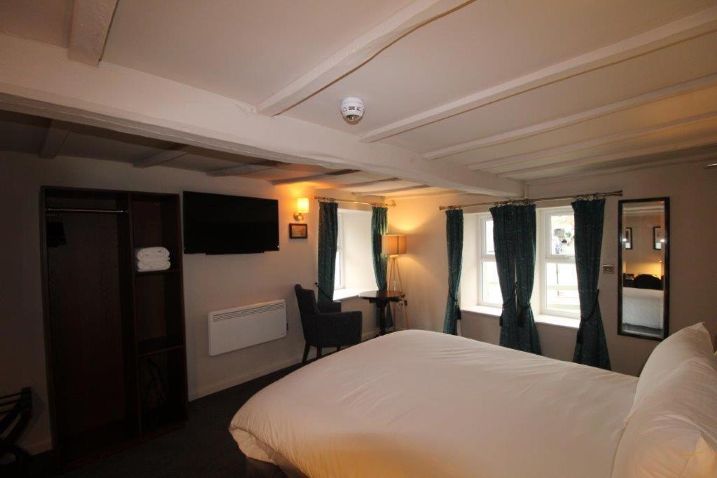 Rooms @ The Dolau Inn نيو كي المظهر الخارجي الصورة